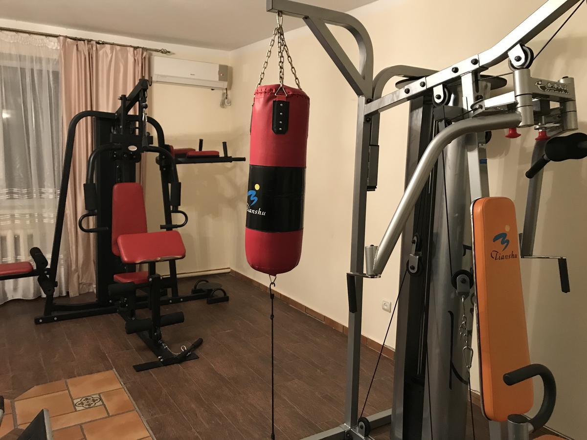 Saltanat Hotell Taldykorgan Eksteriør bilde